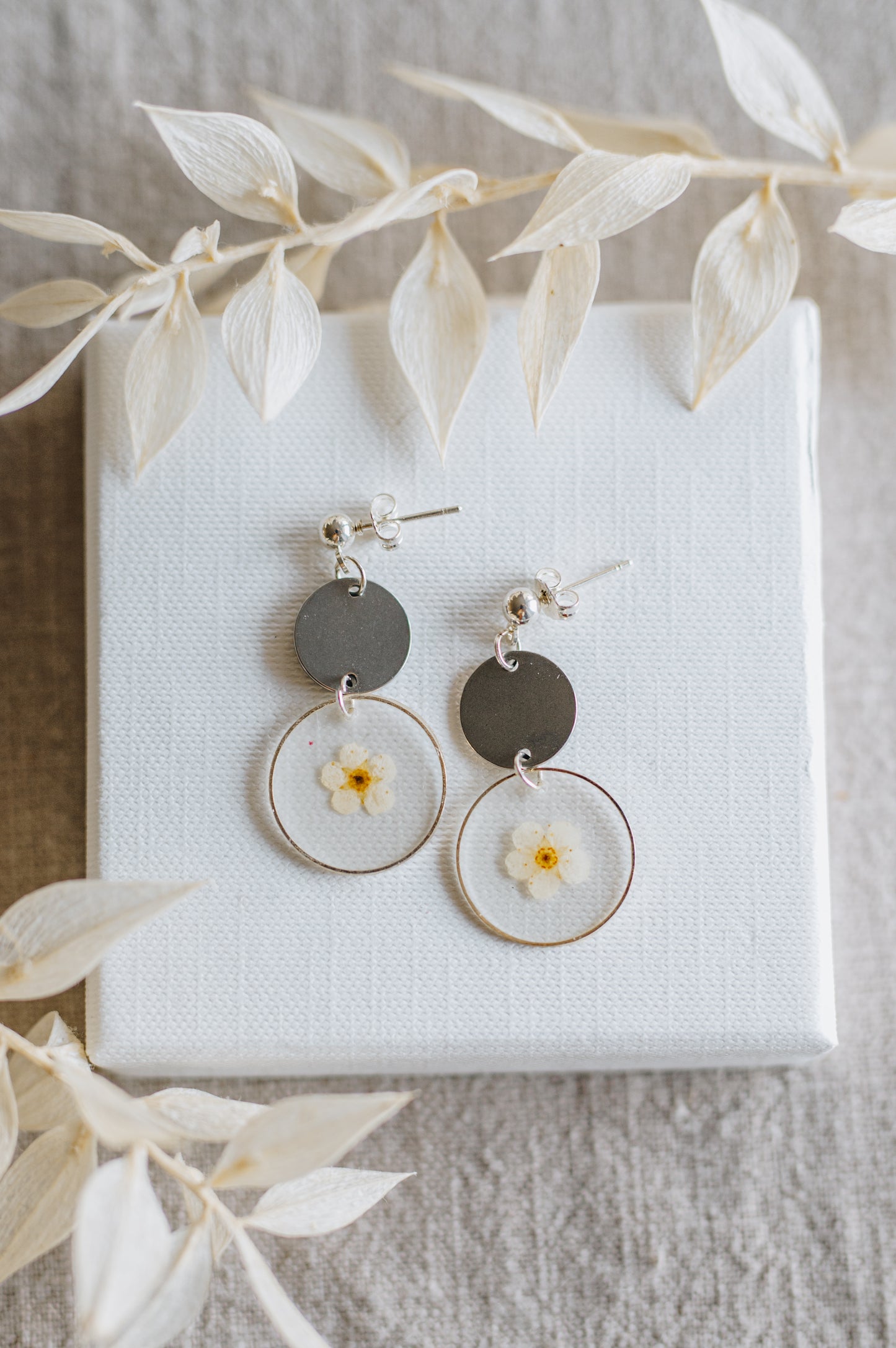 "Floral" earrings dried flowers