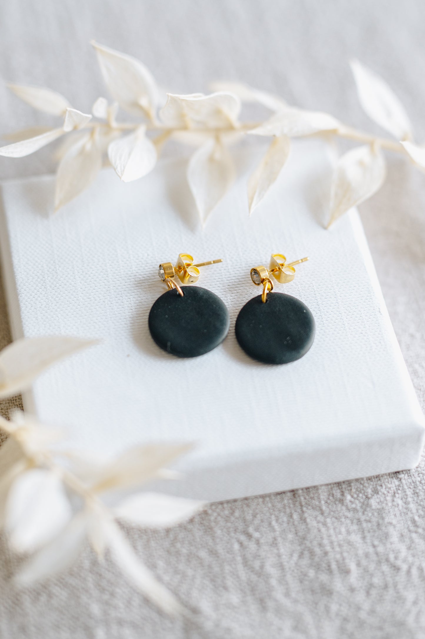 "Basic" earrings round