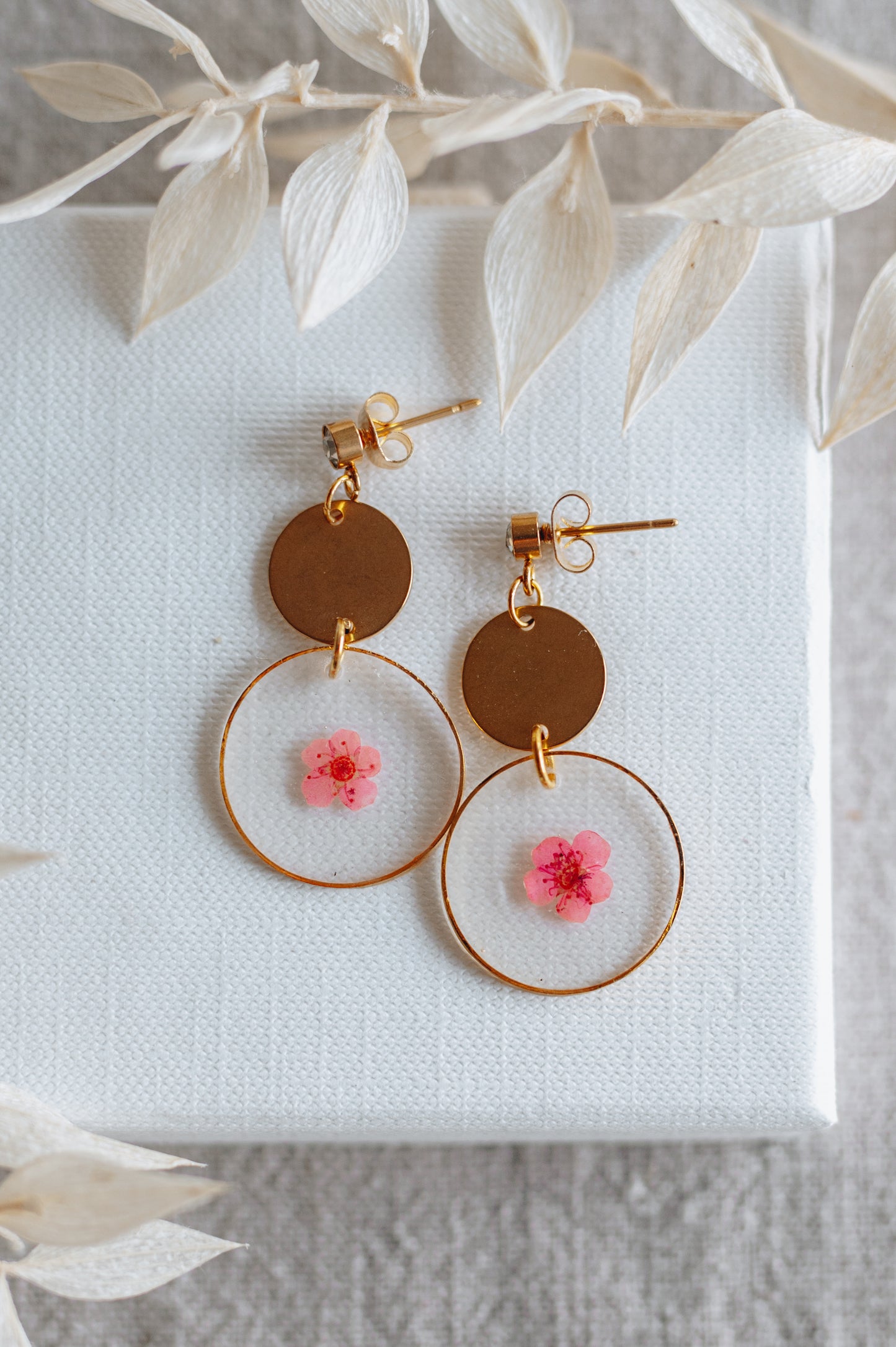 "Floral" earrings dried flowers