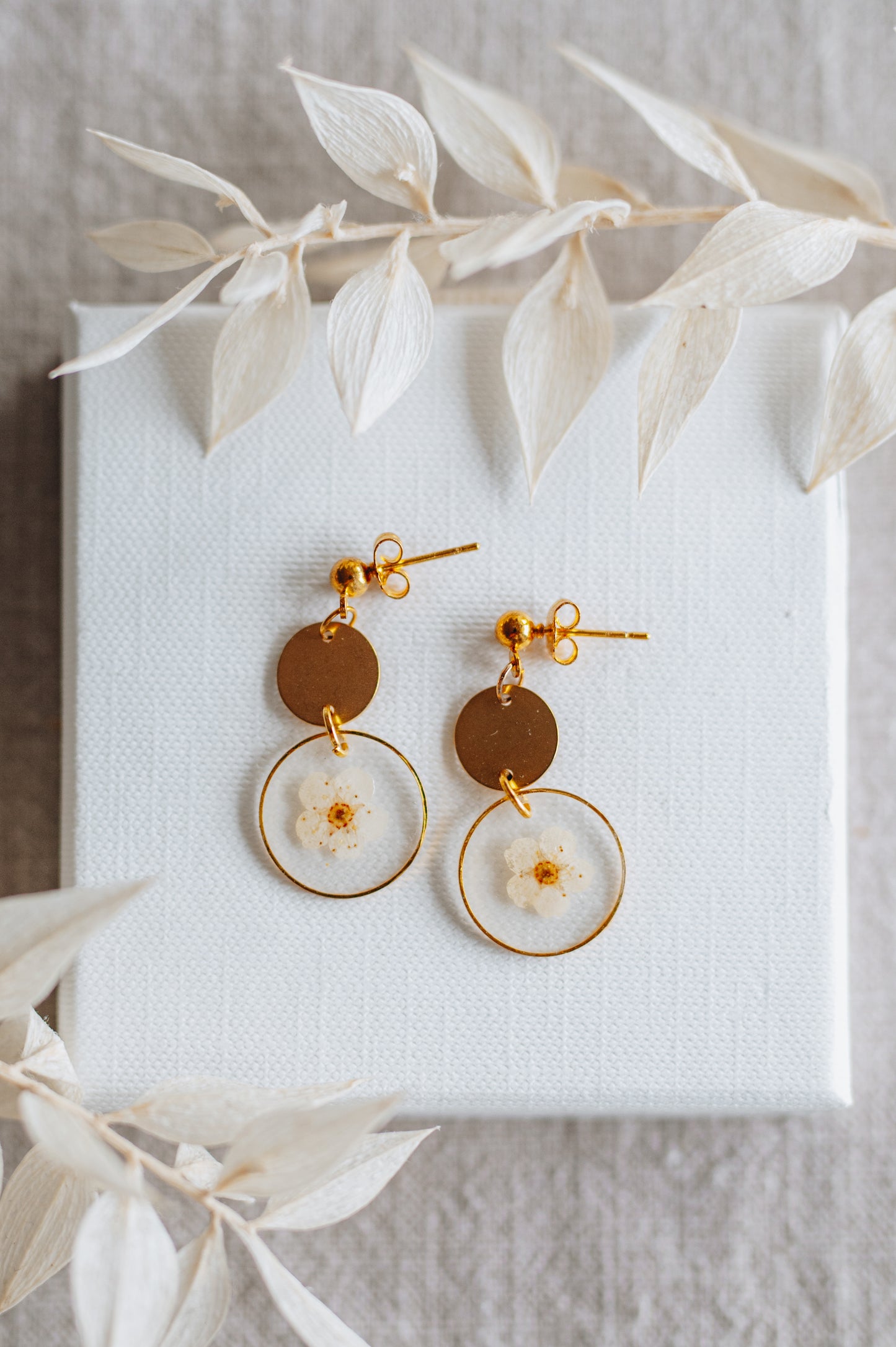 "Floral" earrings dried flowers