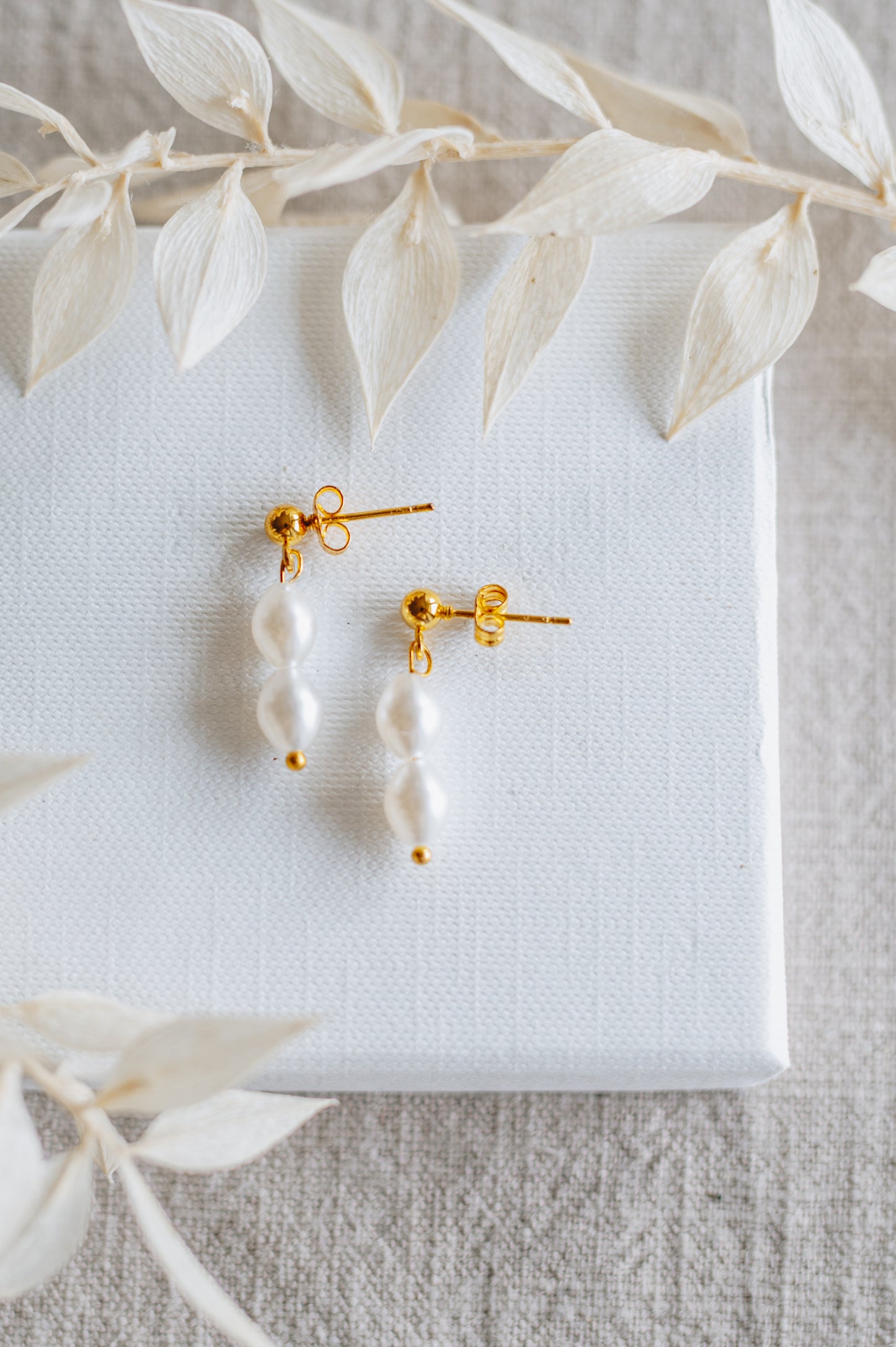 "Ocean" pearl earrings