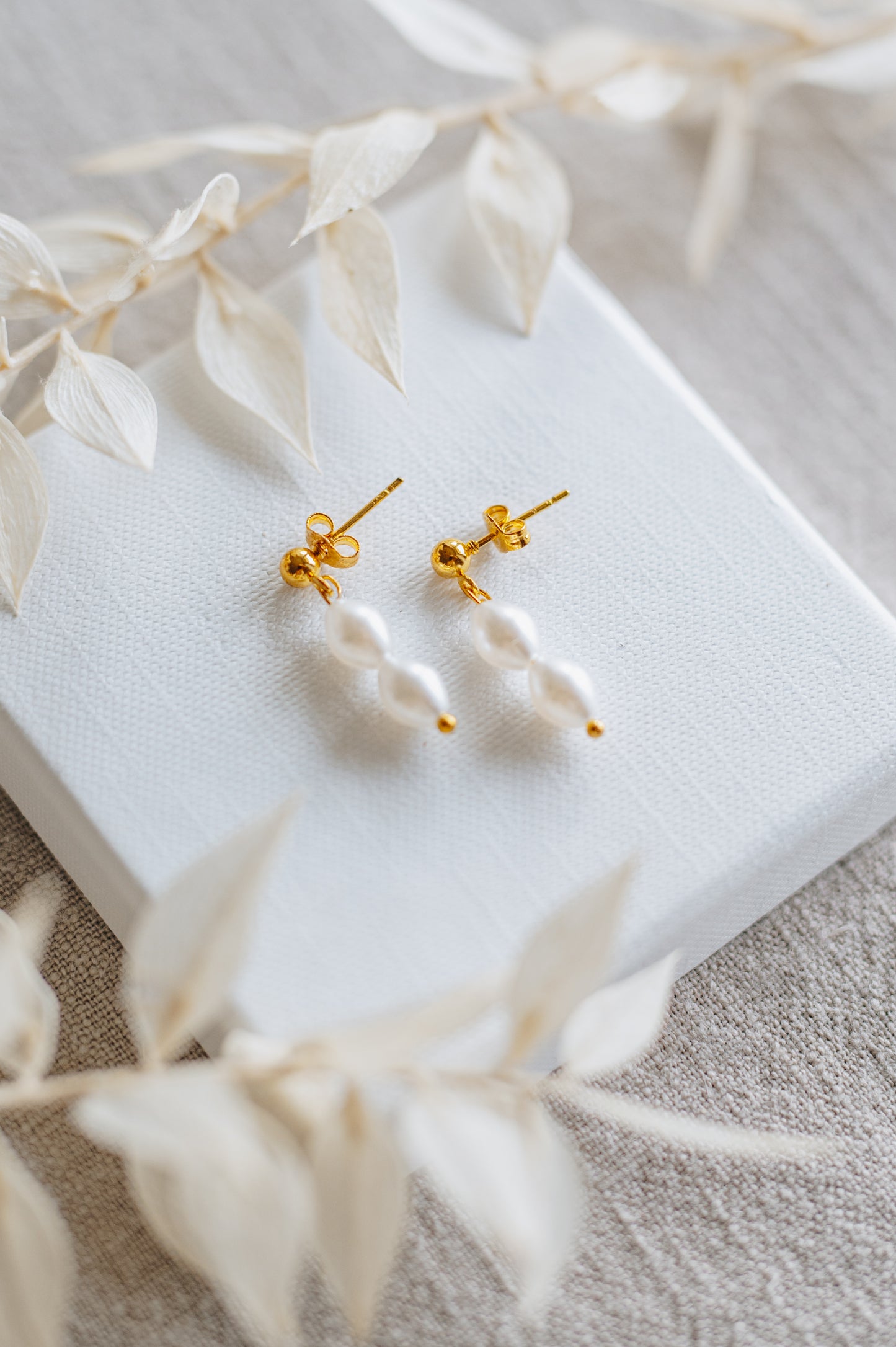 "Ocean" pearl earrings