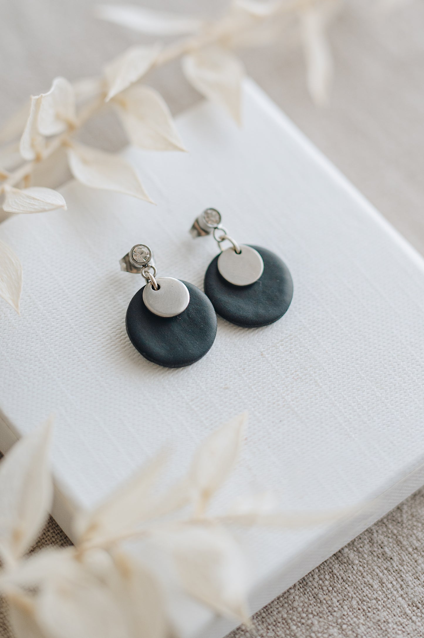 "Sunfall" earrings with discs