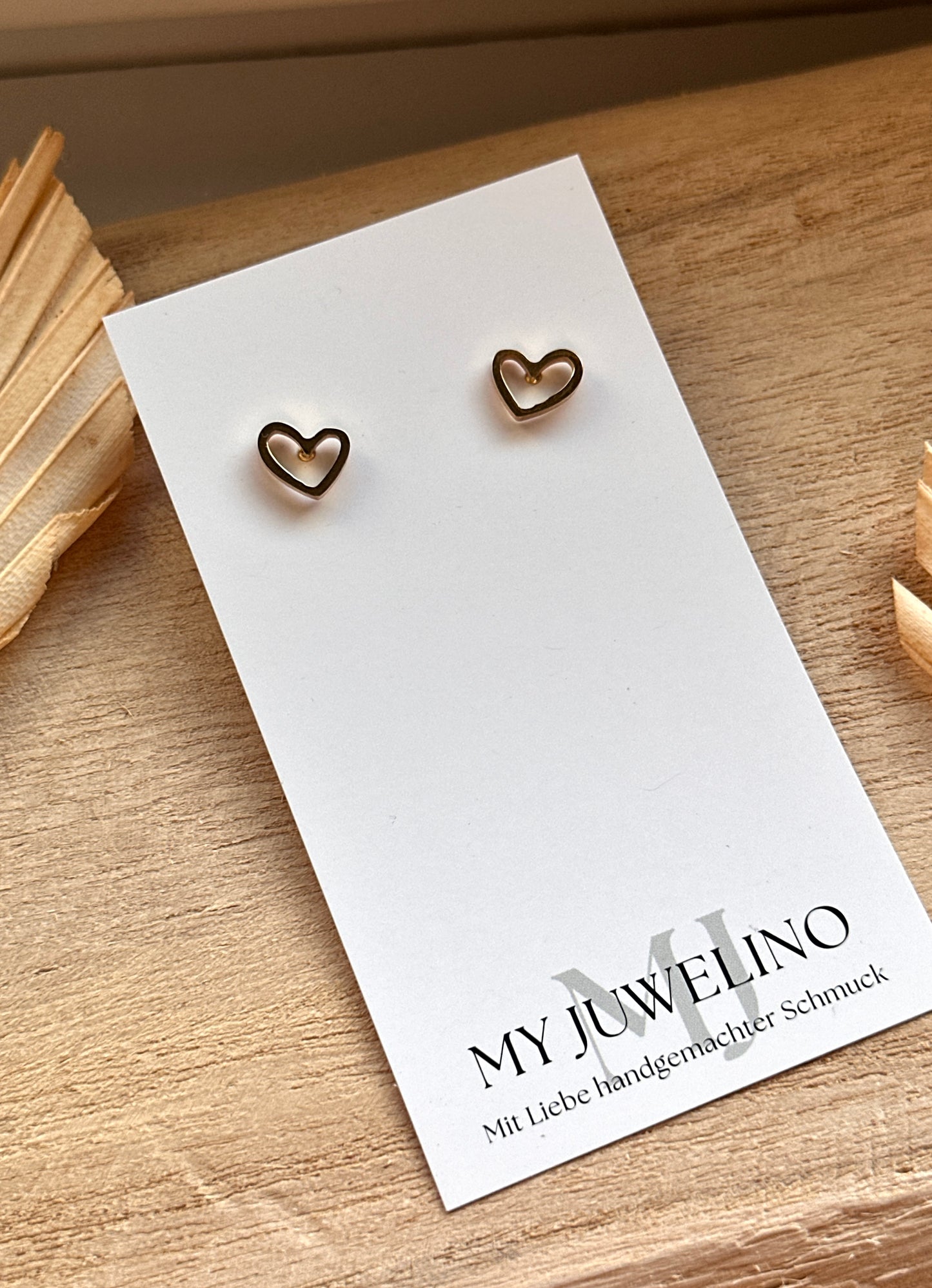 VALE - Herz Ohrstecker offen