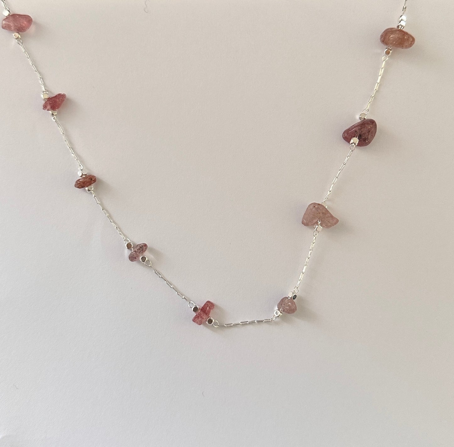 JENNY - Kette mit kleinen Kristallsteinen