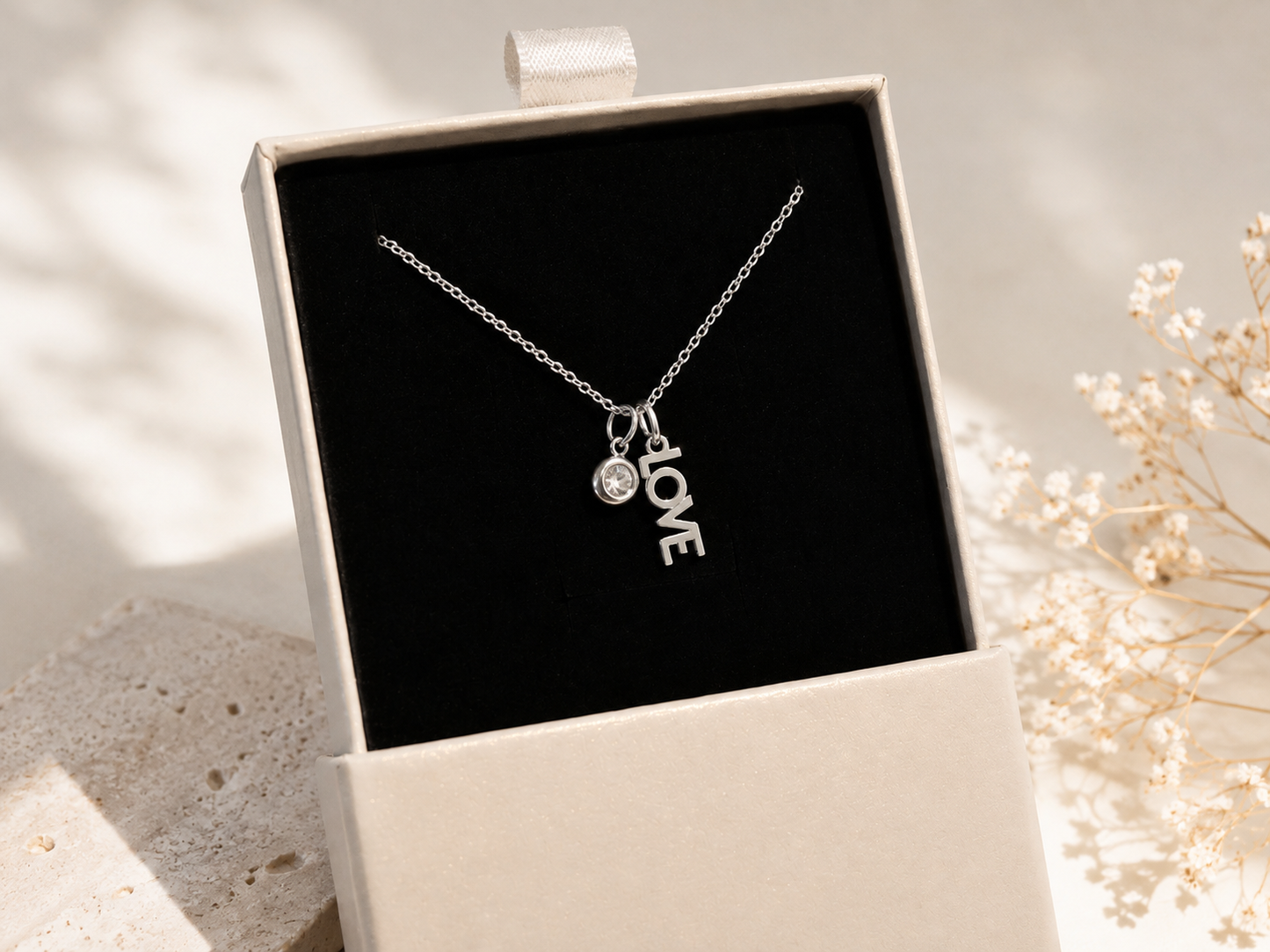 NIARA LOVE Kette Silber Produktbild