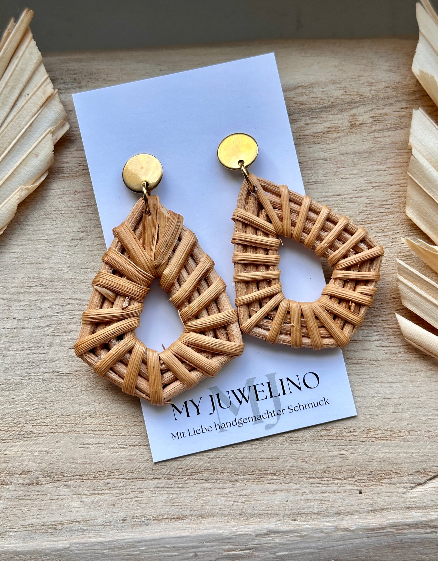 MALY - besondere Rattan Ohrringe