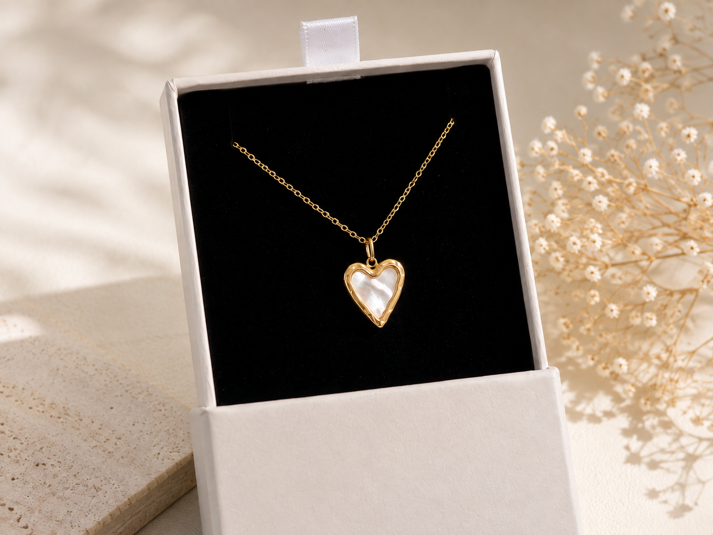 NAYLA Herz Kette Gold Produktbild