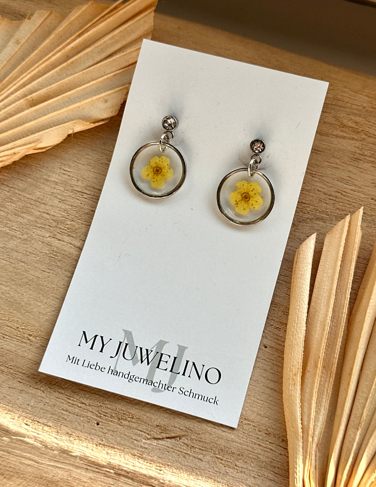 FIONA - Dried Flower Earrings