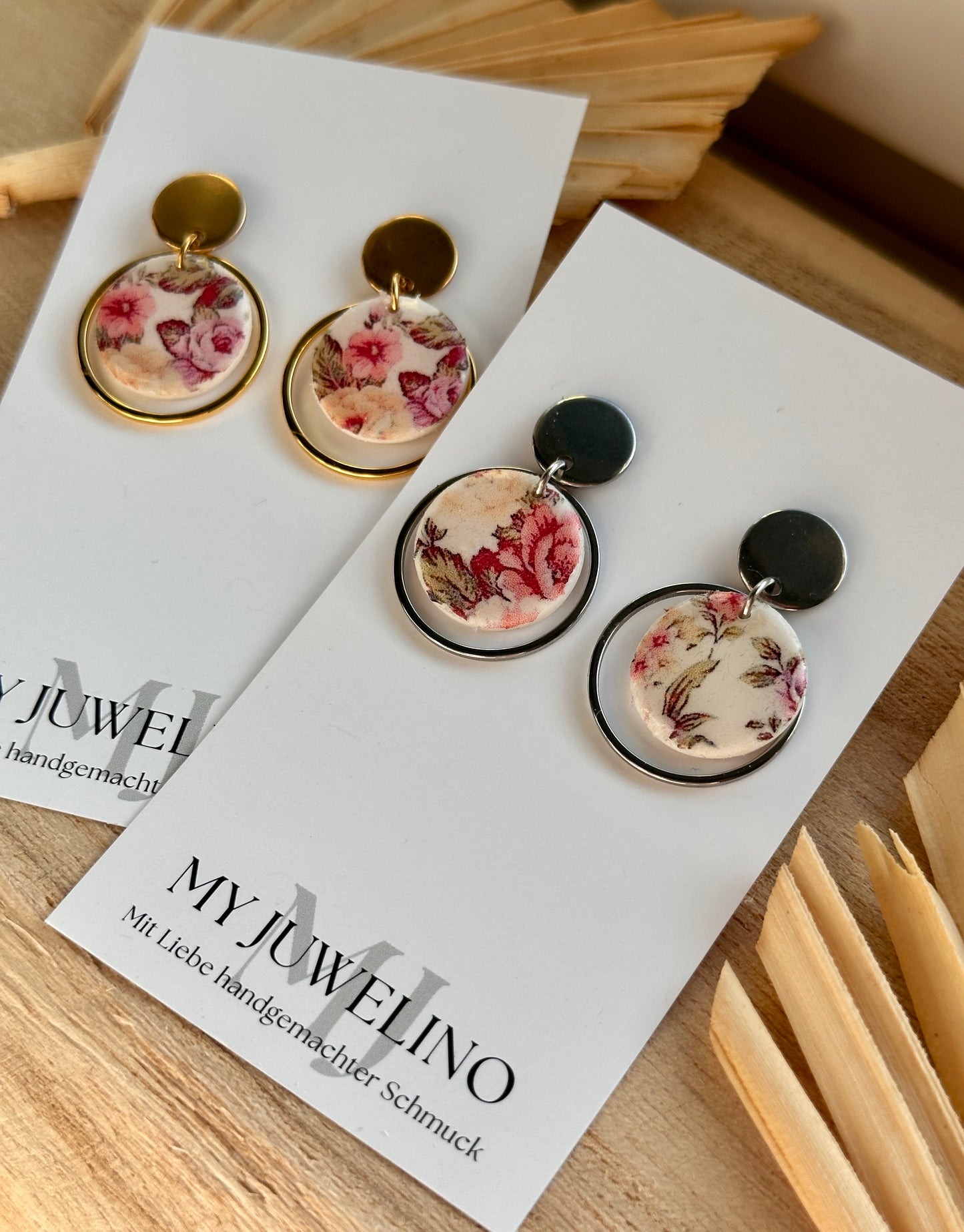 ANNI - Floral Pattern Earrings