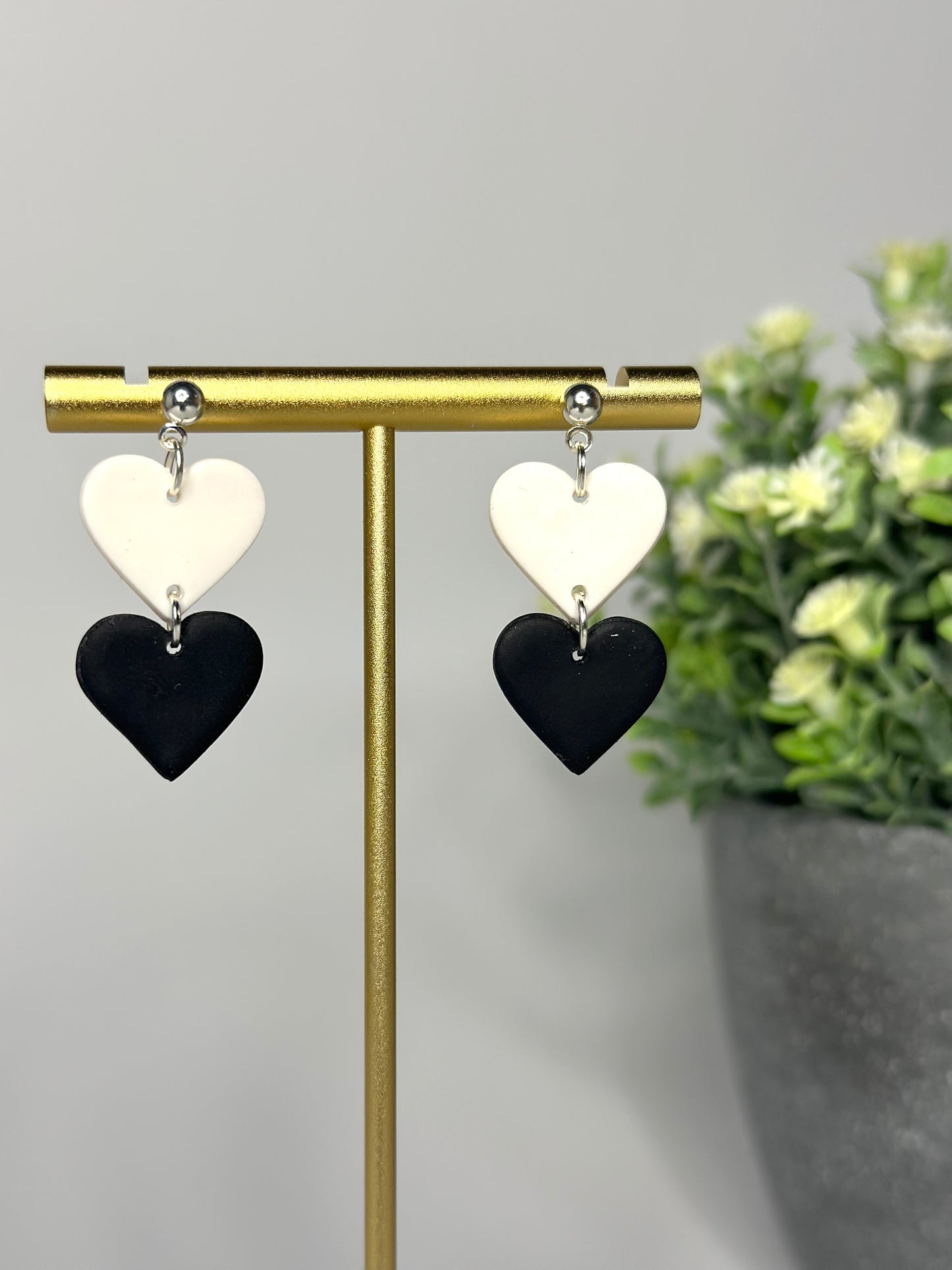 "Lovely" earrings in double heart shape