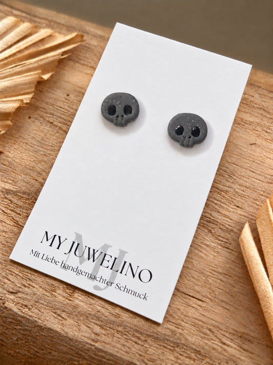 BONES - Totenkopf-Ohrstecker