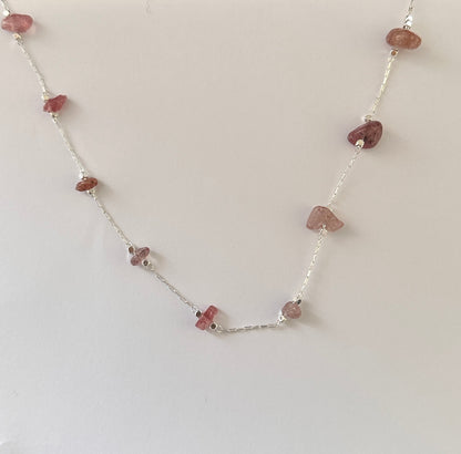 JENNY - Kette mit kleinen Kristallsteinen
