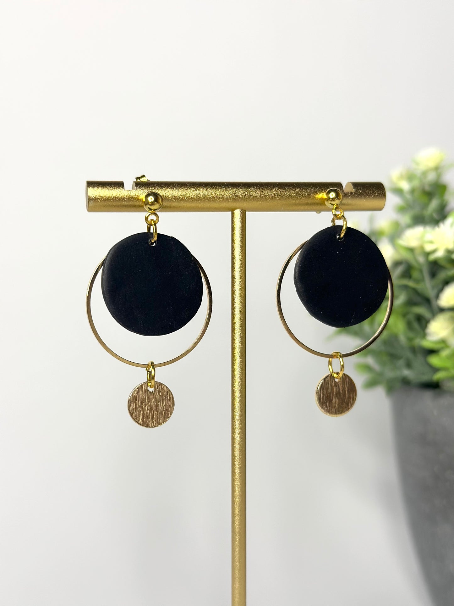 "Amora" earrings with gold elements