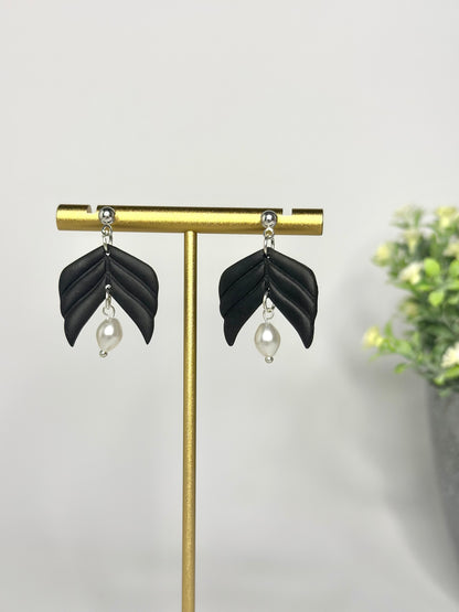 "Midnight" earrings special shape